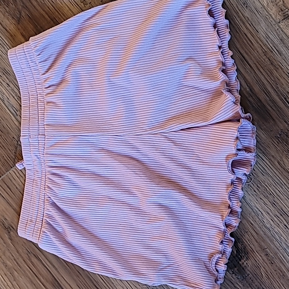 No Comment Purple Ribbed Shorts, Size 10/12, Ruffles, Soft - Picture 3 of 3
